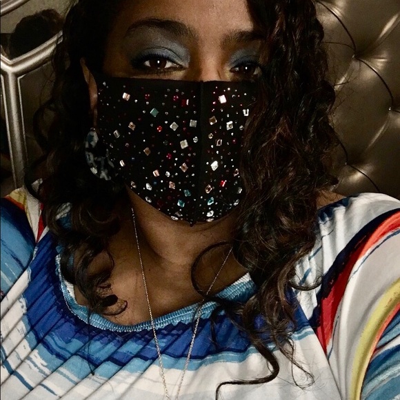 Wholesale Lot of 2 - Rhinestone Masks - Picture 7 of 7